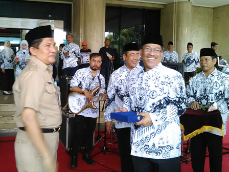 Pencarian PGRI Kota Batam - Persatuan Guru Republik Indonesia Cabang Kota Batam